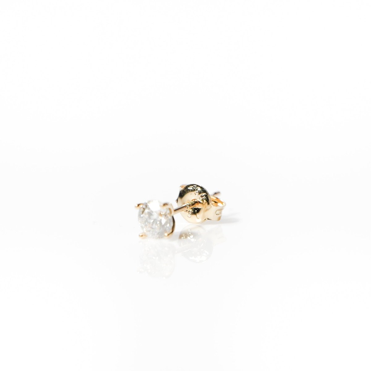 18K 0.3ct Lab Grown Diamond Studs - Single claw (YG) - aucentic