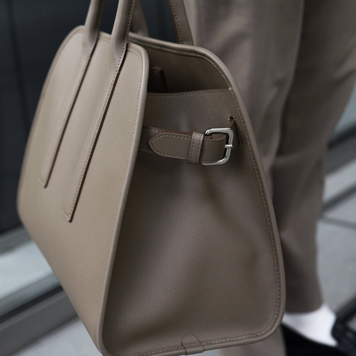 <予約注文:1月末〜順次出荷>INOSE - MIYABI TOTE (TAUPE) - aucentic