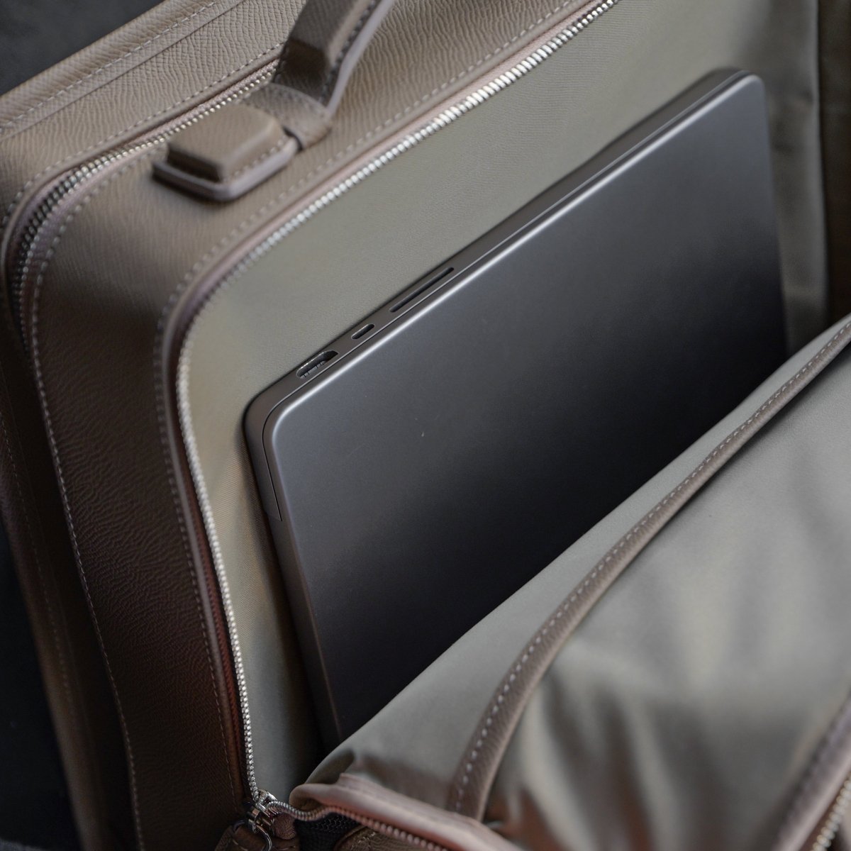 <受注生産:1月末〜順次出荷>YOSHIKAWA - SUI backpack (TAUPE) - aucentic