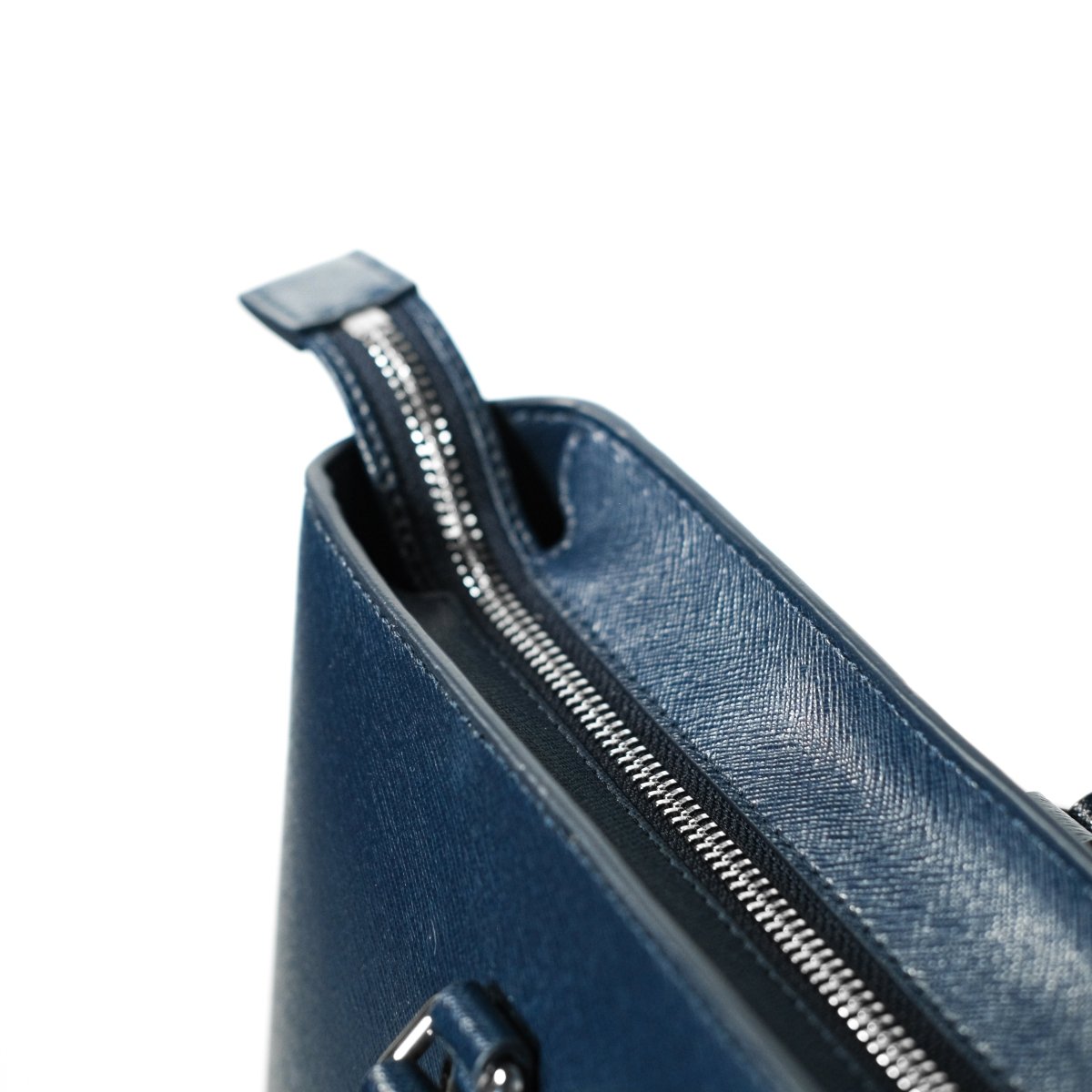 <受注生産 5月末〜 順次配送>Italian Saffiano Leather Tote (Navy) - aucentic