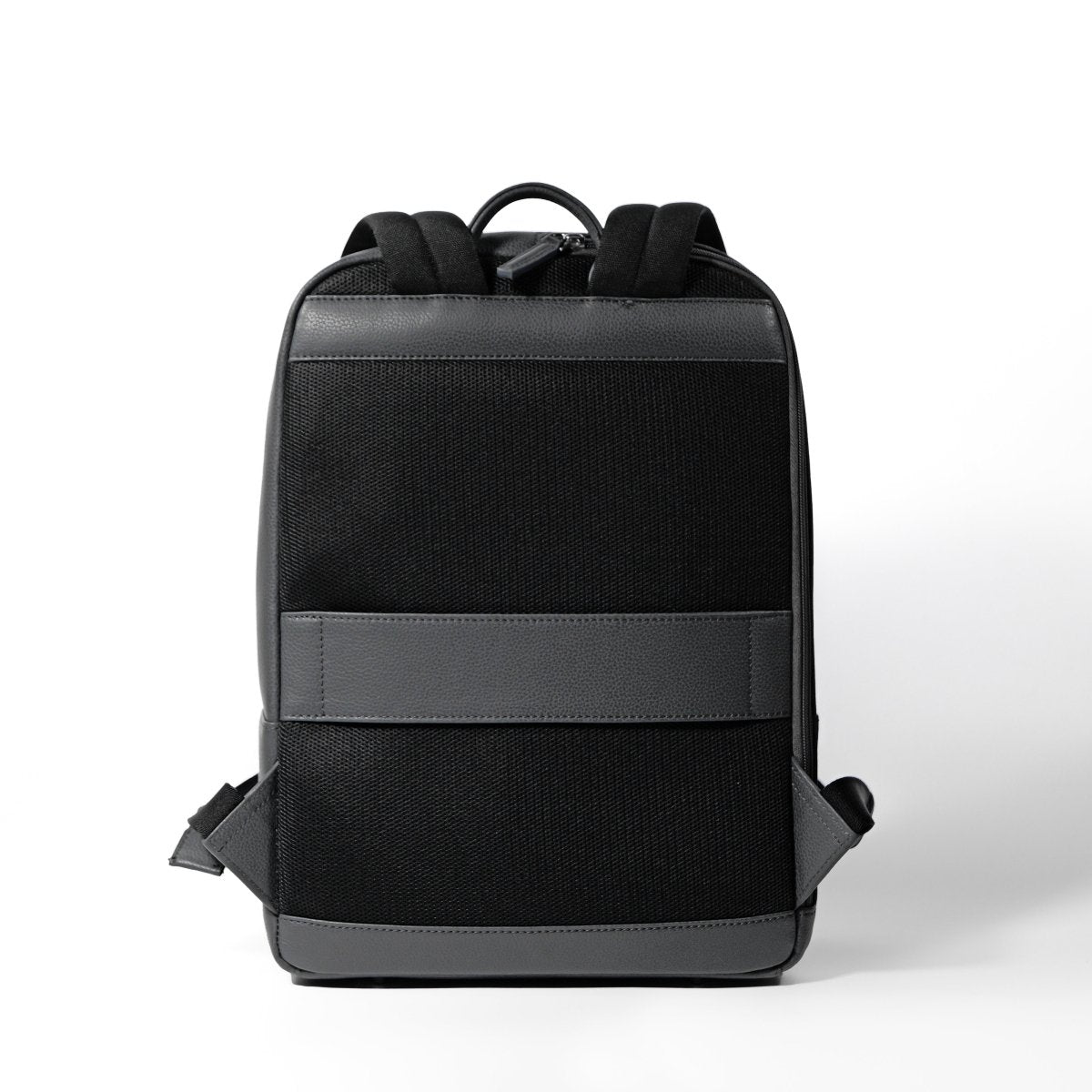 <受注生産:8月15日より順次発送予定>Full Grain Leather Backpack (Grey) - aucentic