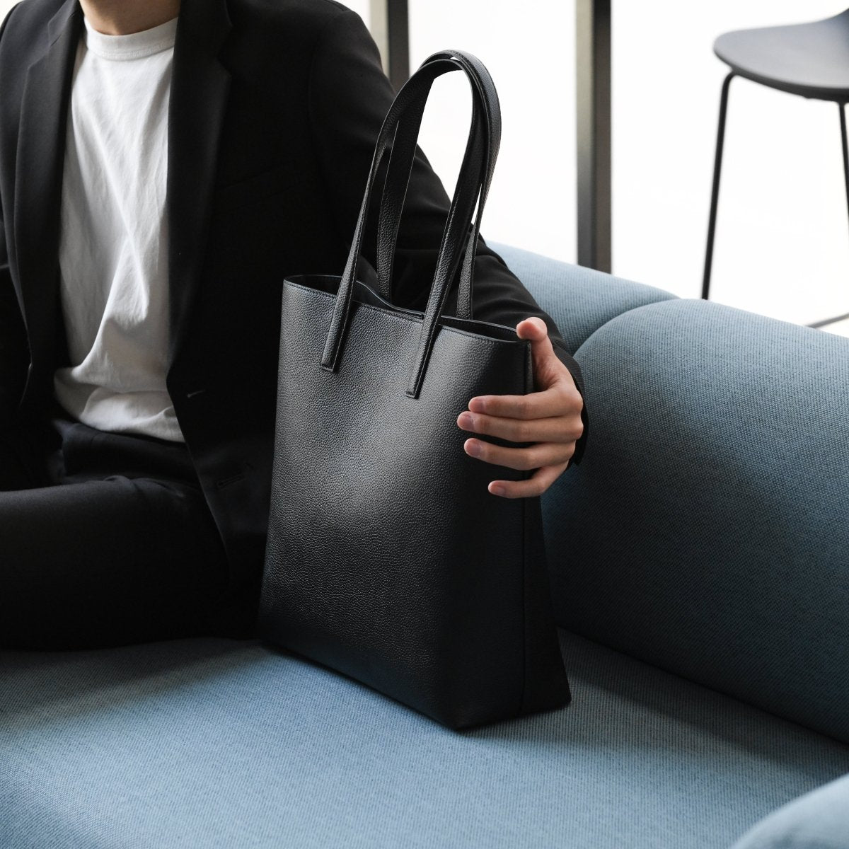 <受注生産:8月15日より順次発送予定>Italian Leather Casual Tote (Medium) - aucentic