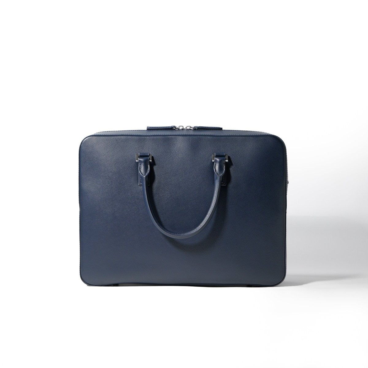 <受注生産:9月8日より順次発送予定>Italian Saffiano Leather Briefcase (Navy) - aucentic