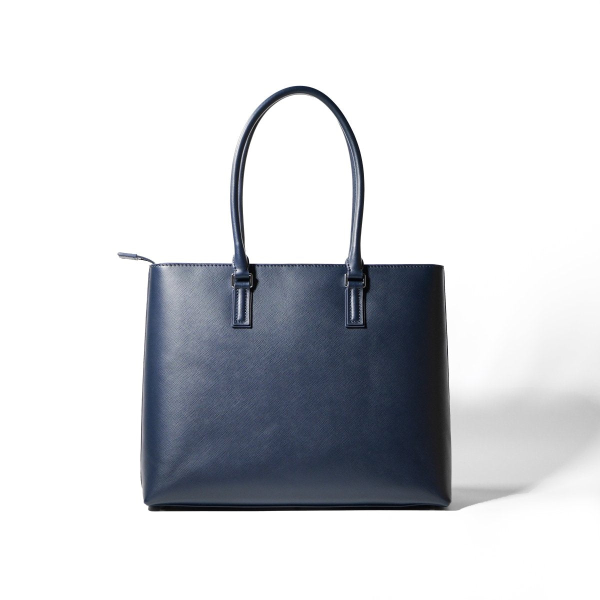 <受注生産:9月8日より順次発送予定>Italian Saffiano Leather Tote (Navy) - aucentic