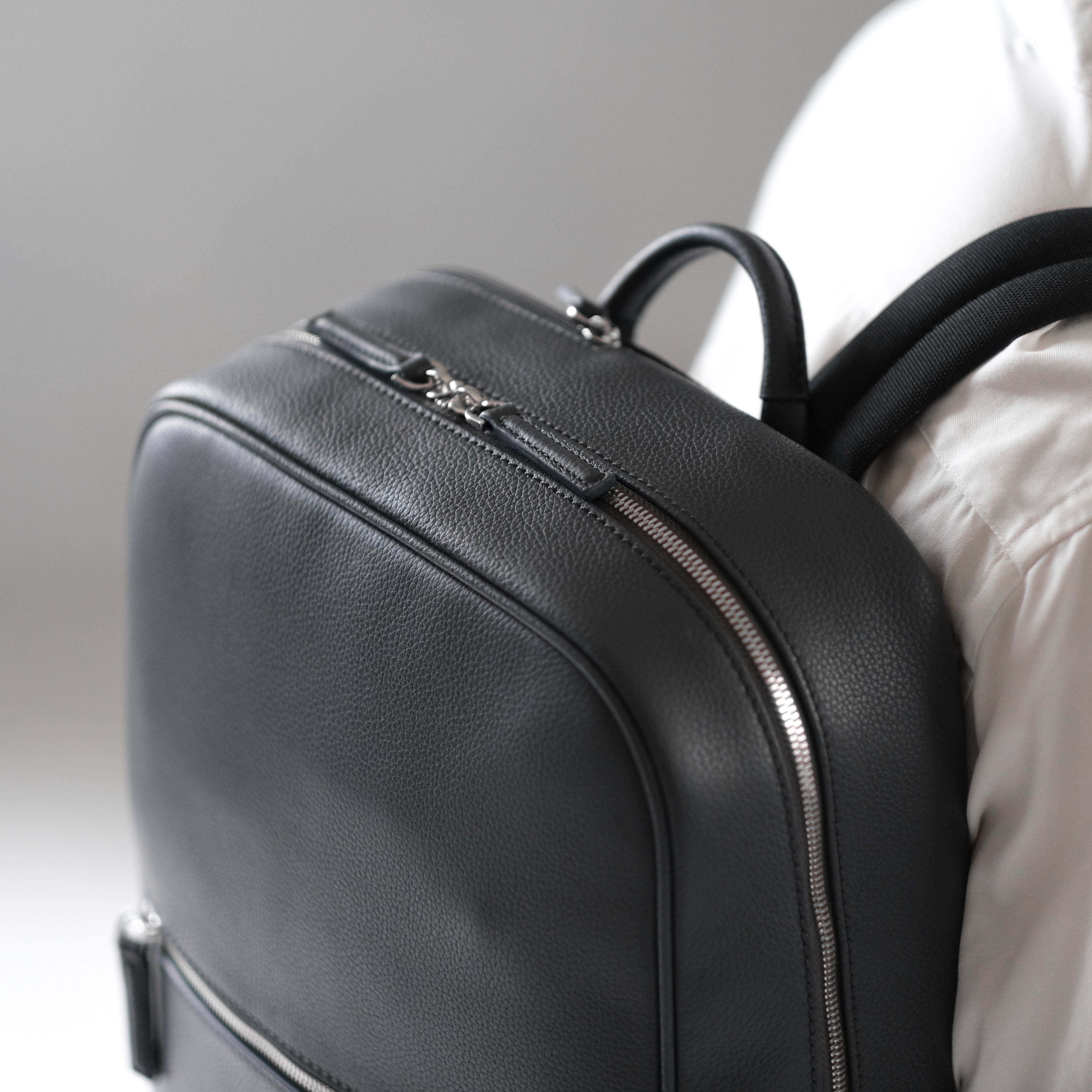 Full Grain Leather Backpack (Grey)