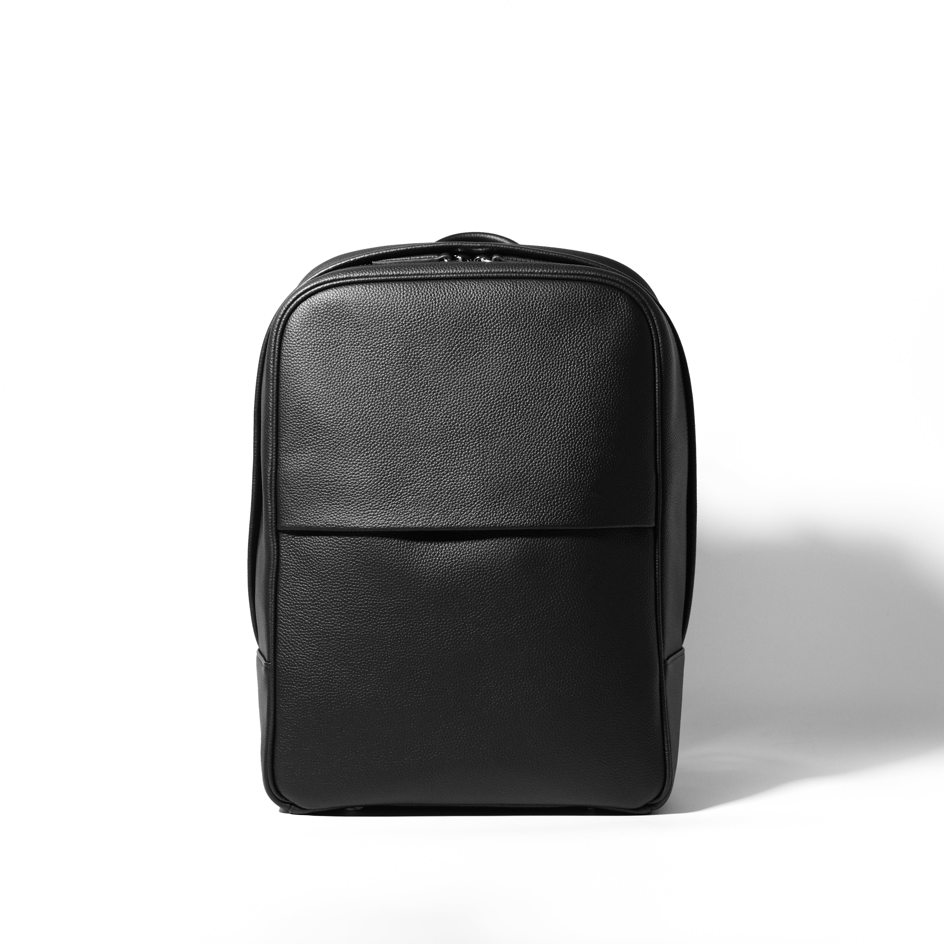 <tc>Full Grain Leather Backpack
</tc>