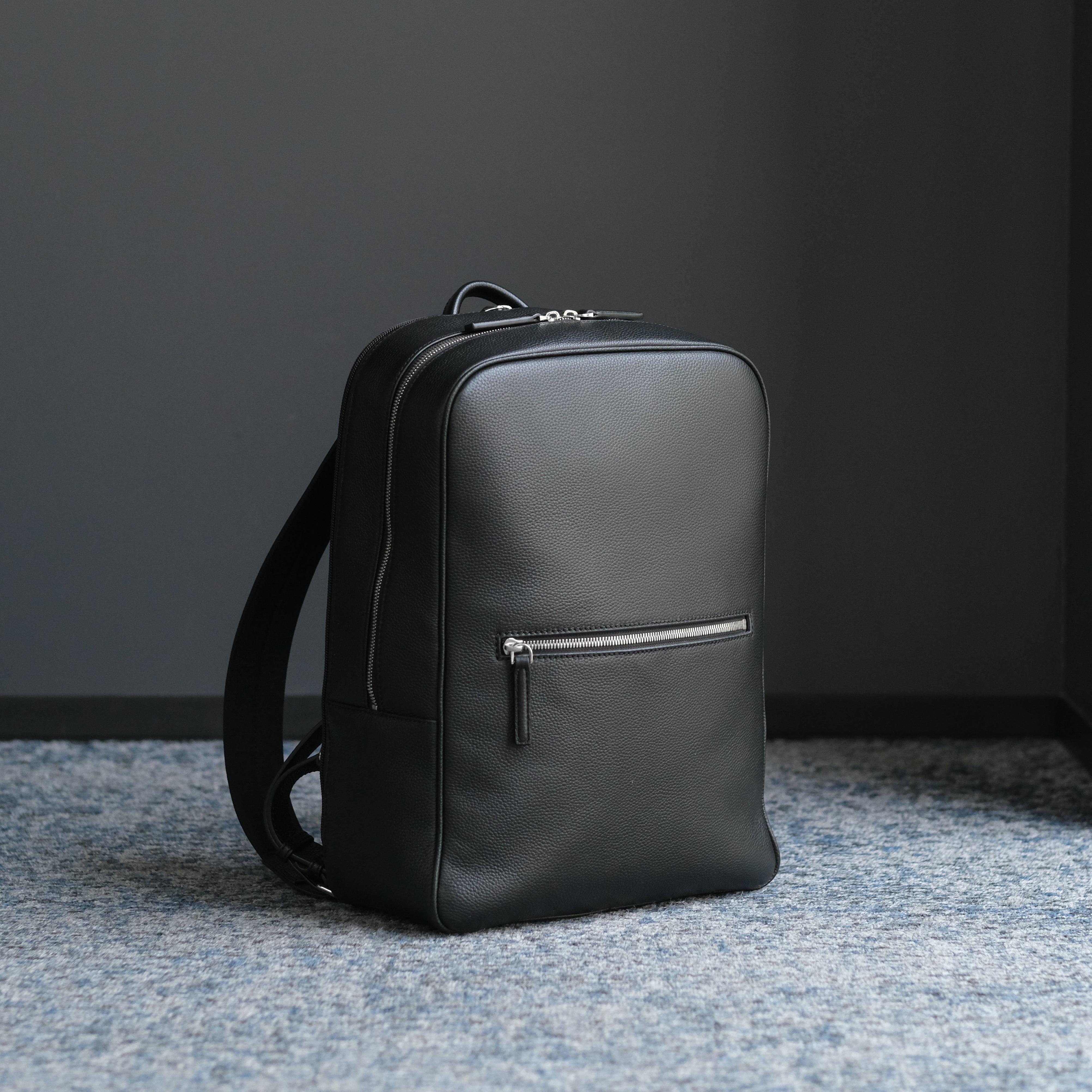 <受注生産:7月18日より順次発送予定>Full Grain Leather Backpack