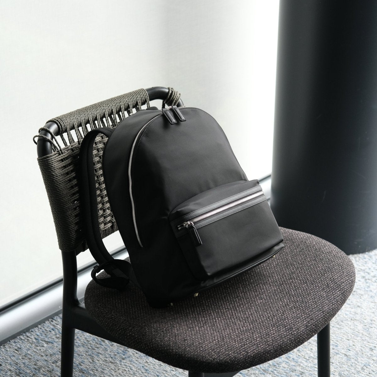 <Coming soon>Nylon Round Backpack - aucentic