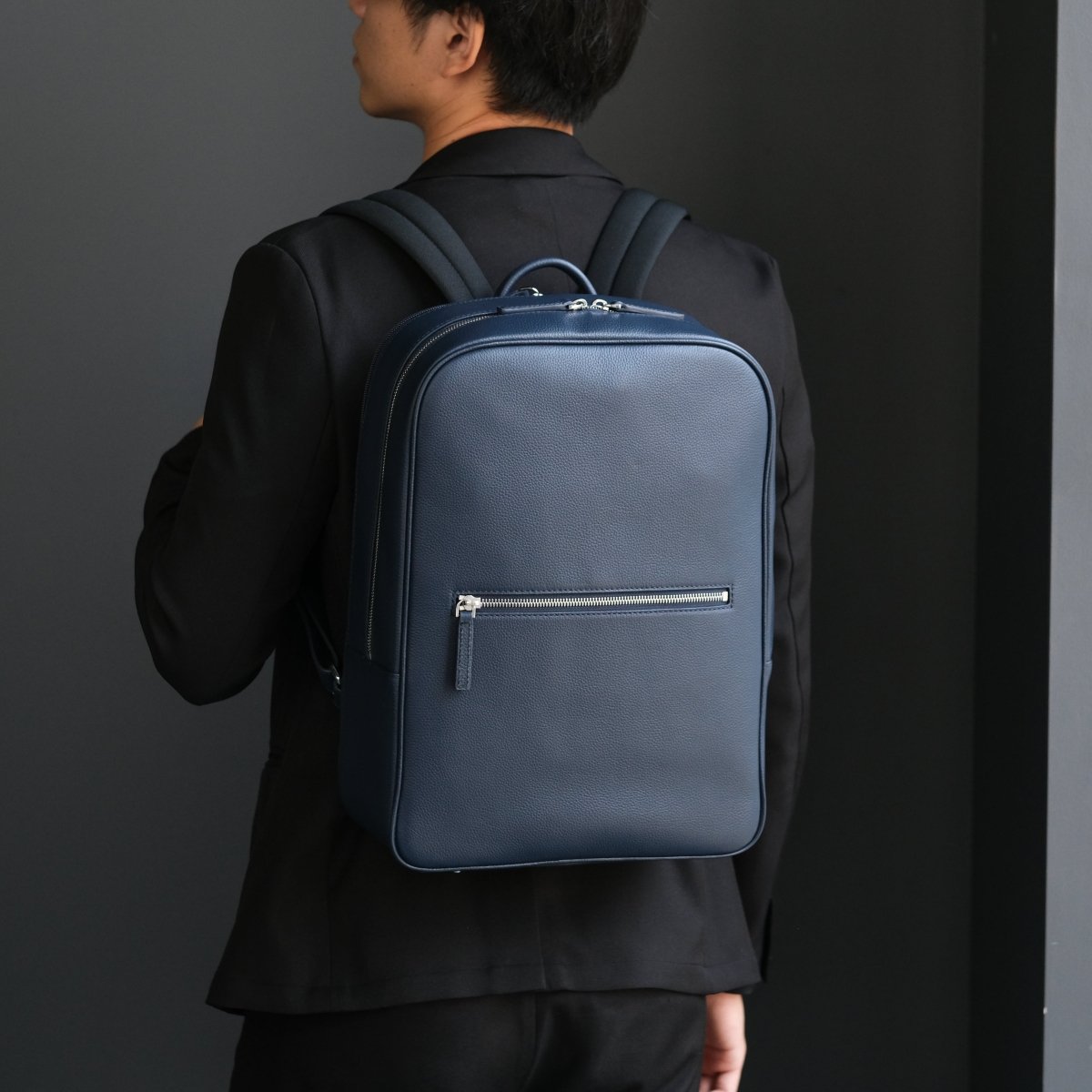Full Grain Leather Backpack (Navy) - aucentic