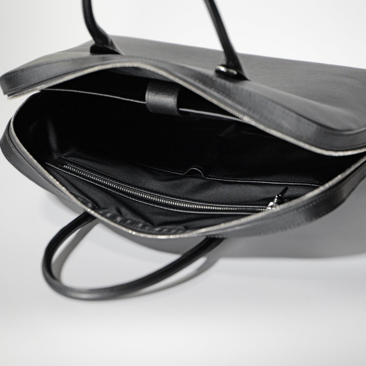 Italian Leather Smart Casual Brief - aucentic