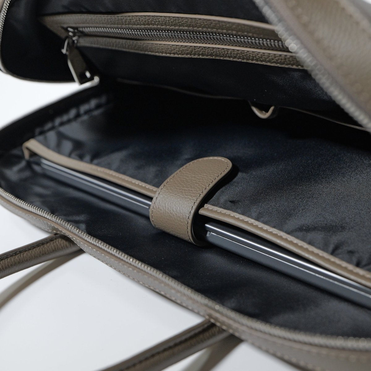 Italian Leather Smart Casual Brief (Beige) - aucentic