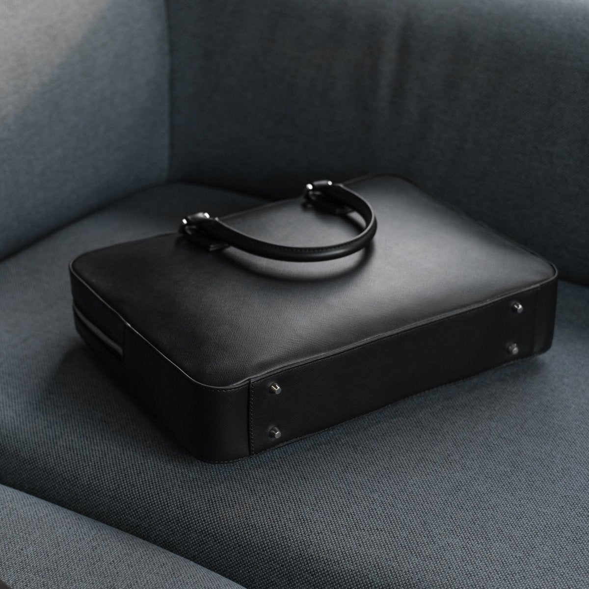 Italian Saffiano Leather Briefcase - aucentic