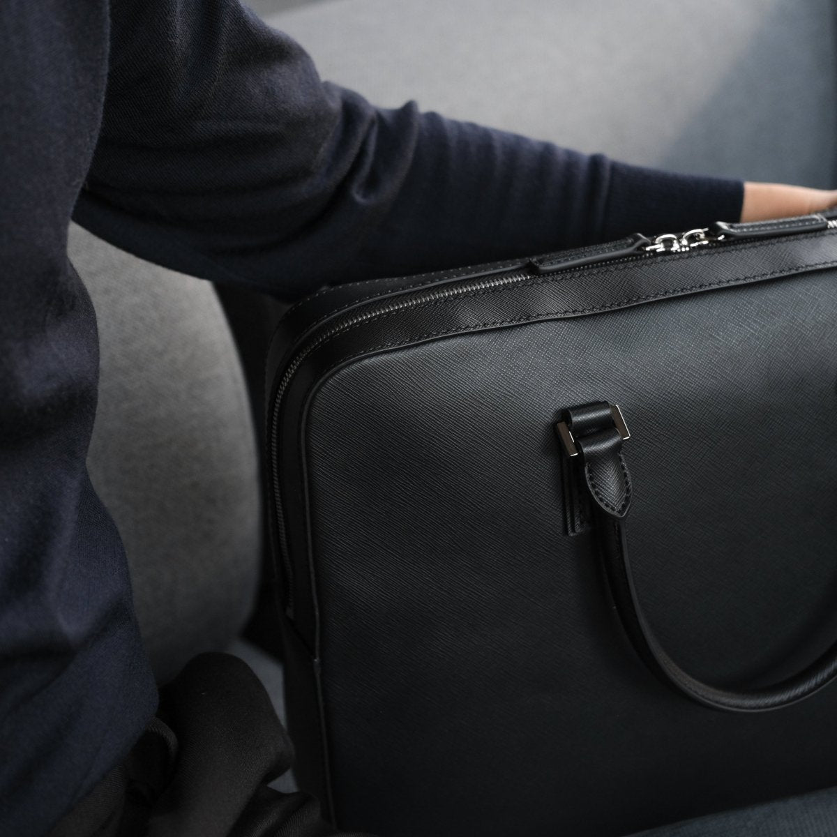 Italian Saffiano Leather Briefcase(Front - zip) - aucentic