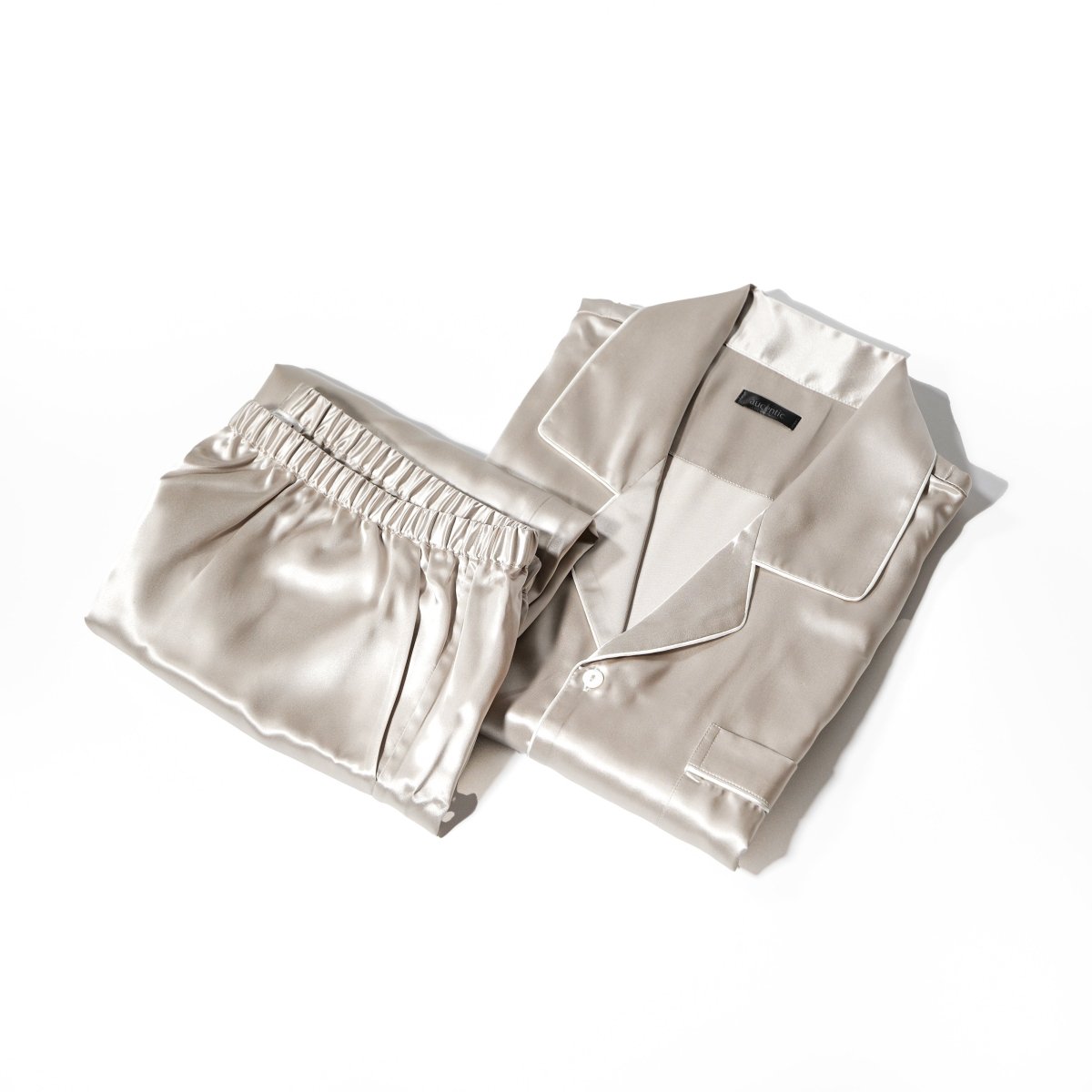 Mulberry Silk Sleepwear（天然マルベリーシルクパジャマ）