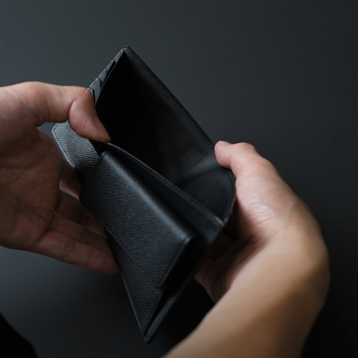 Waprolux-Essential Wallet (Coin case) - aucentic