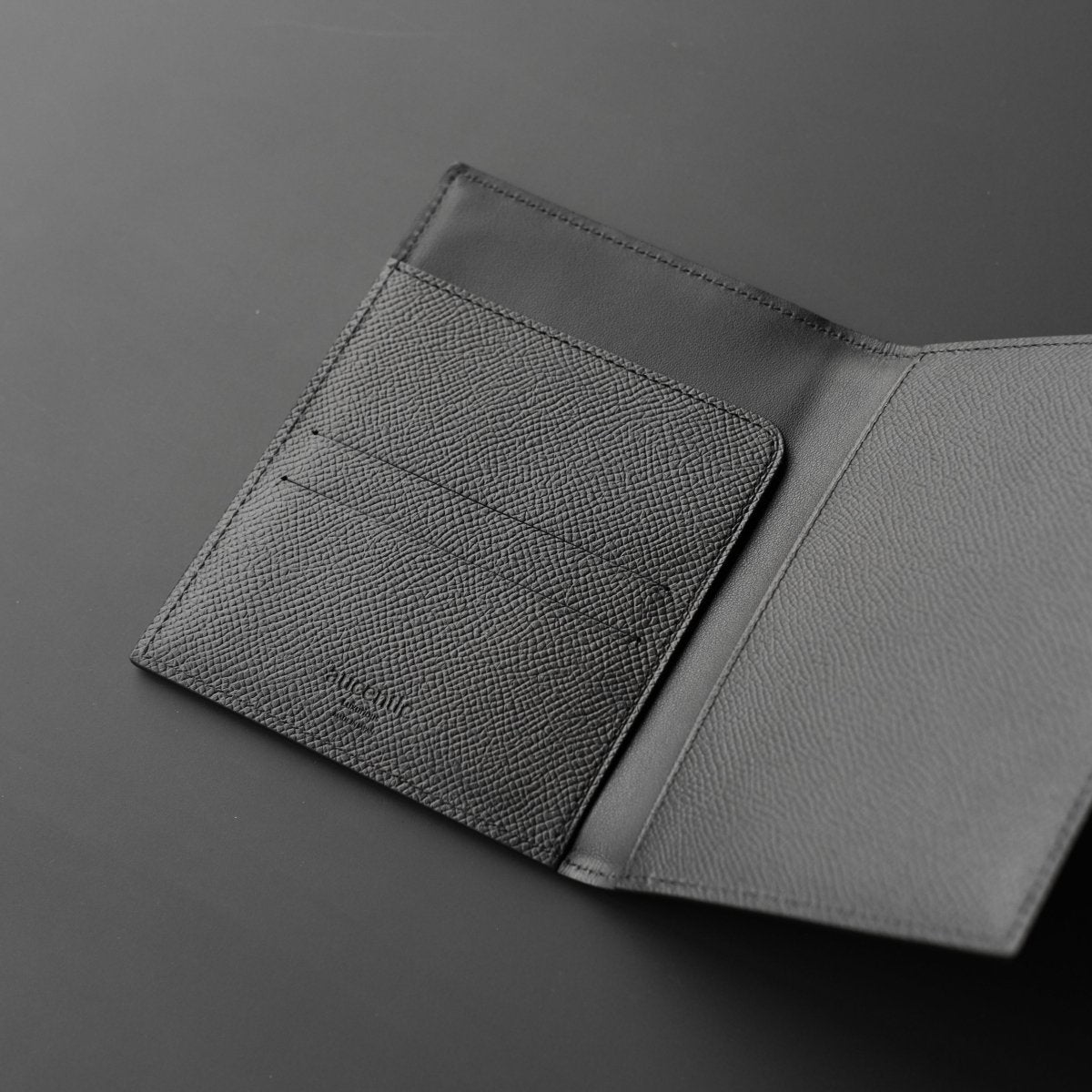 <受注生産>Waprolux - Passport Case - aucentic