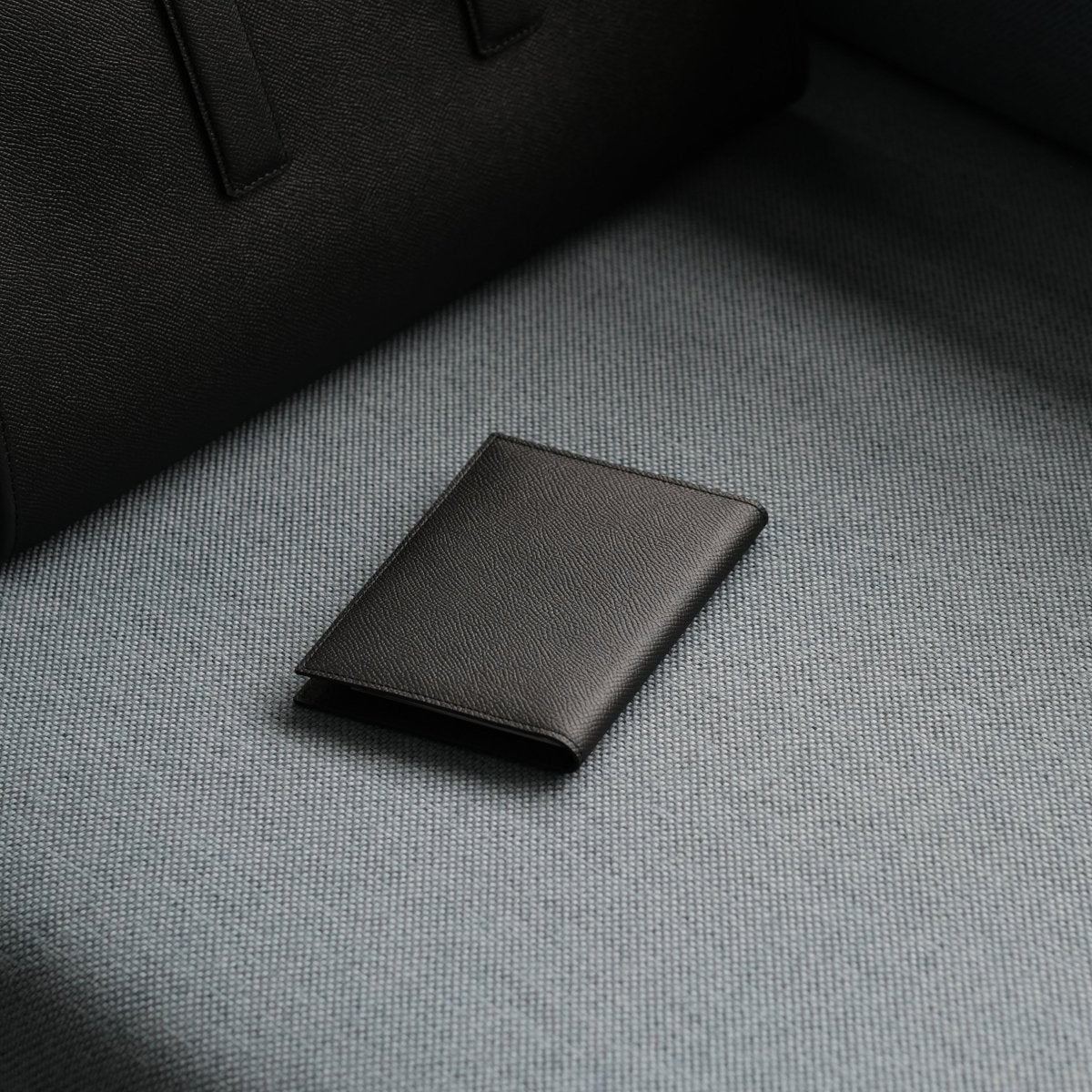 <受注生産>Waprolux - Passport Case - aucentic