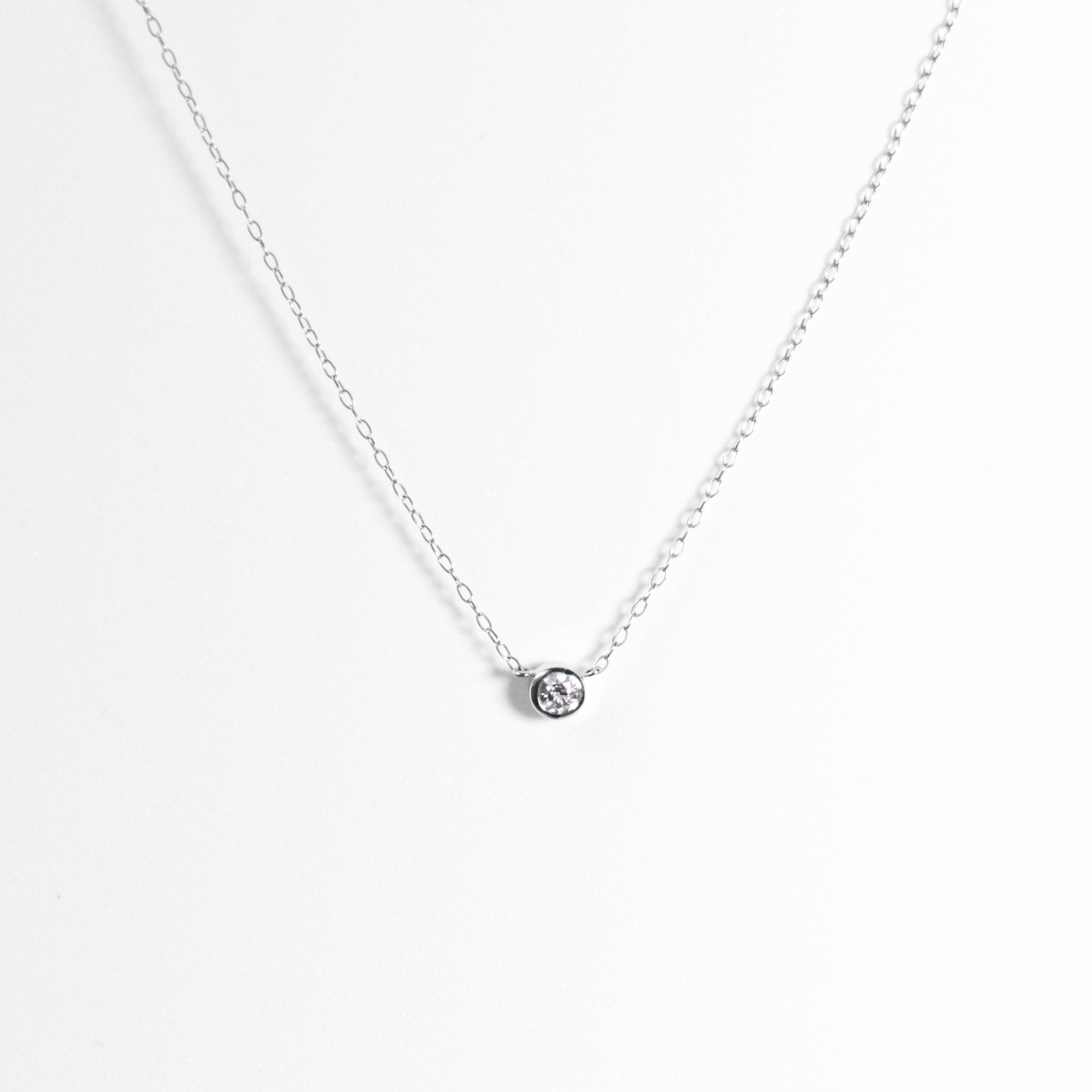 0.1ct 1Point Diamond Necklace - aucentic