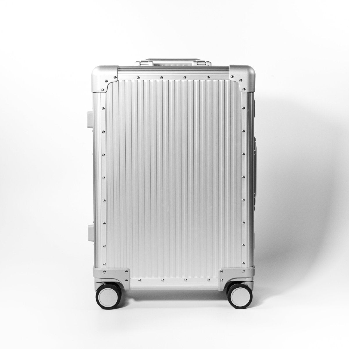 Stripe Aluminum Suitcase(Silver)