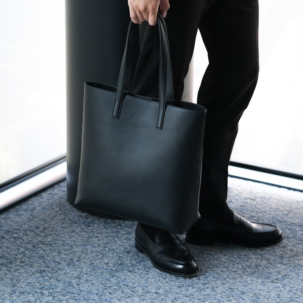 <受注生産：8月15日より順次発送予定>Italian Leather Casual Tote (Medium) - aucentic