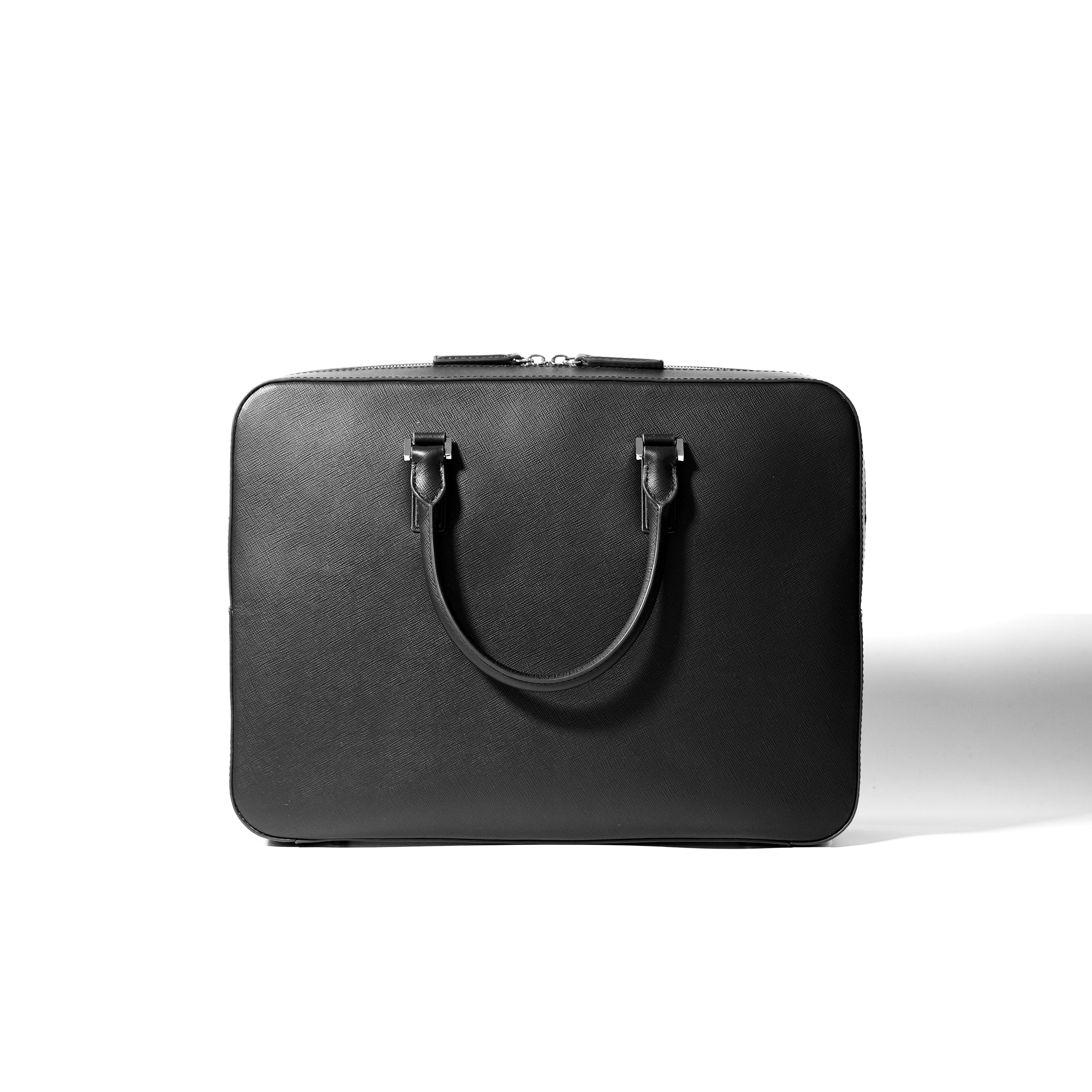 <受注生産：12月5日より順次発送予定>Italian Saffiano Leather Briefcase(Front-zip)