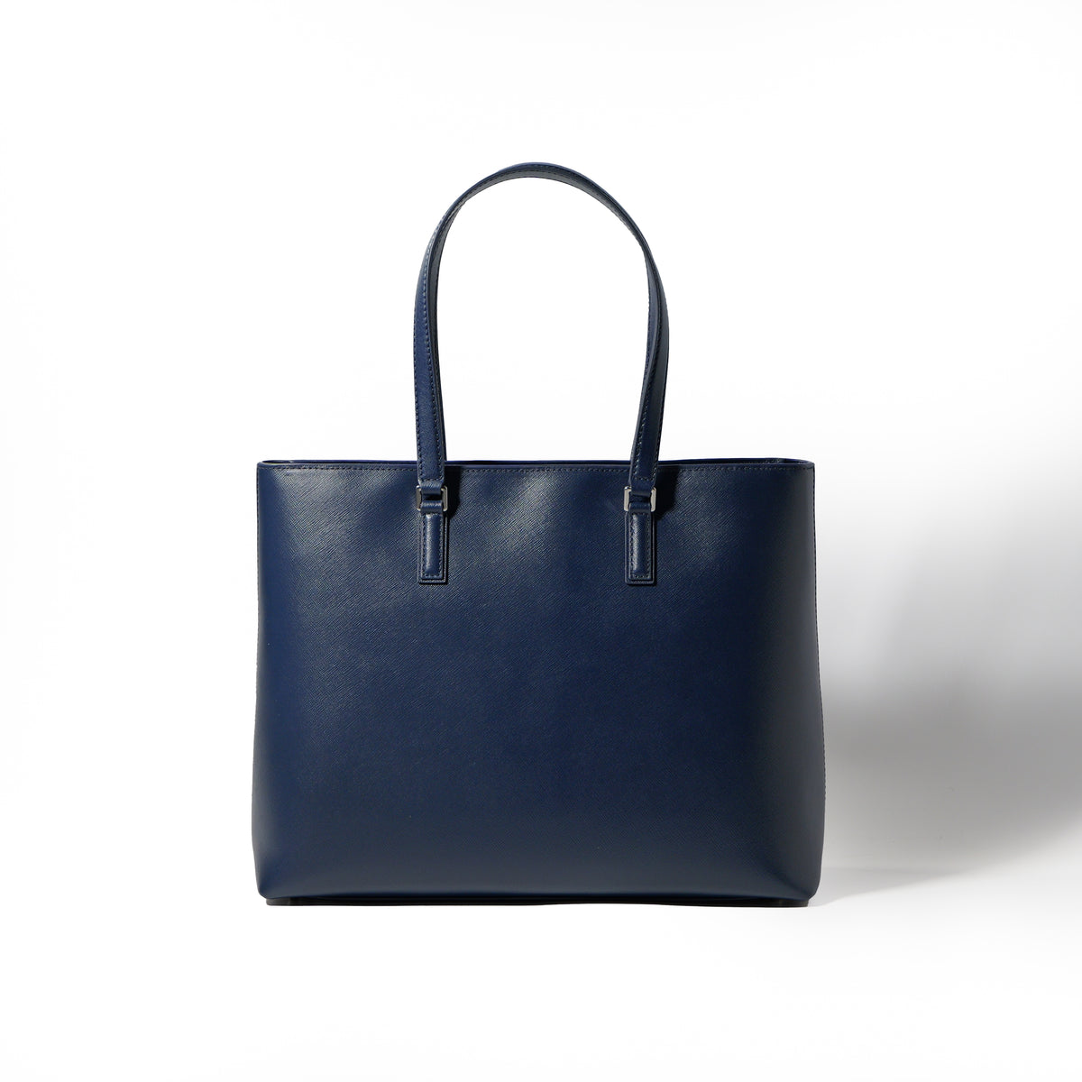 <tc>Italian Saffiano Leather Tote (Black)</tc>