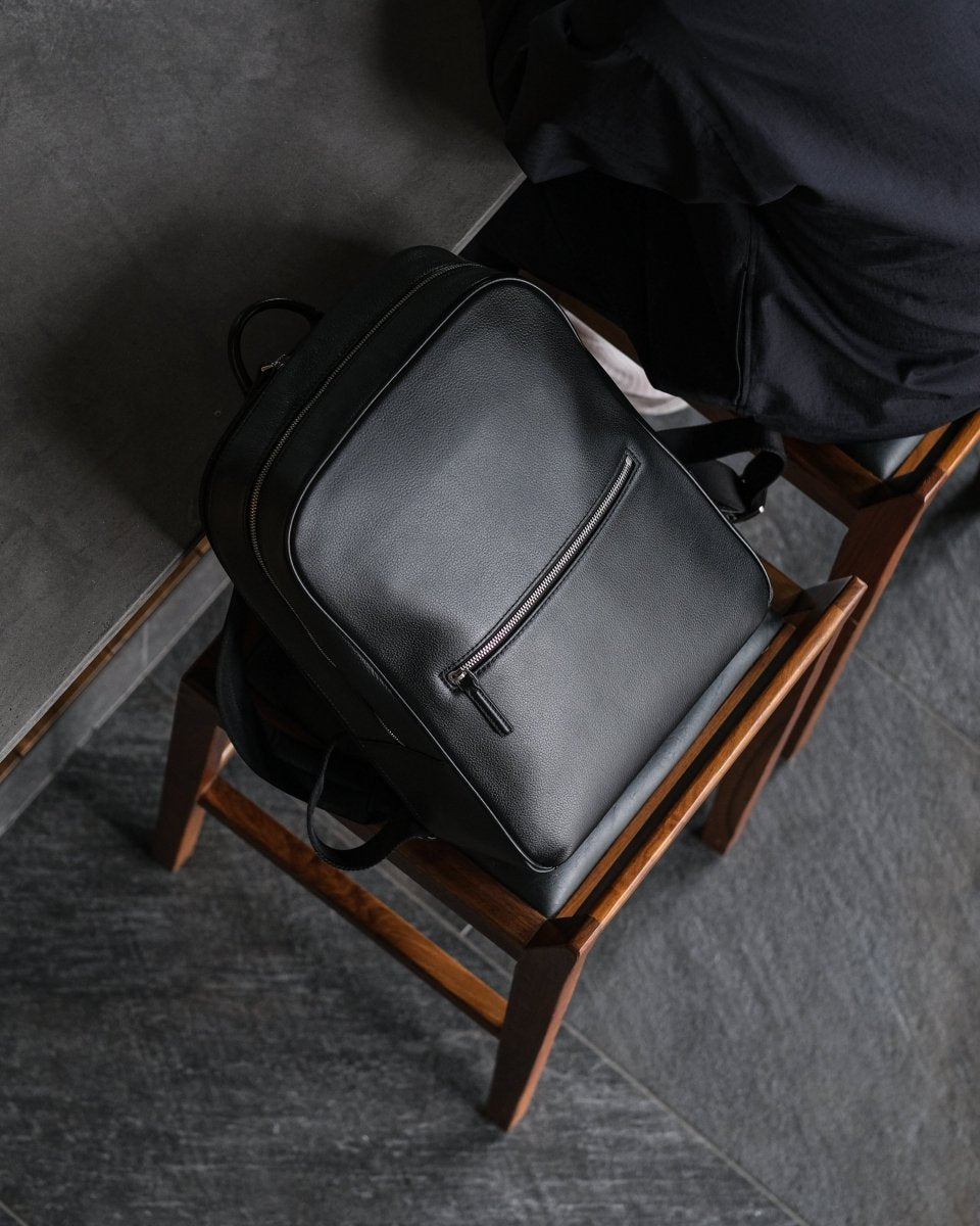 Full Grain Leather Backpack - aucentic