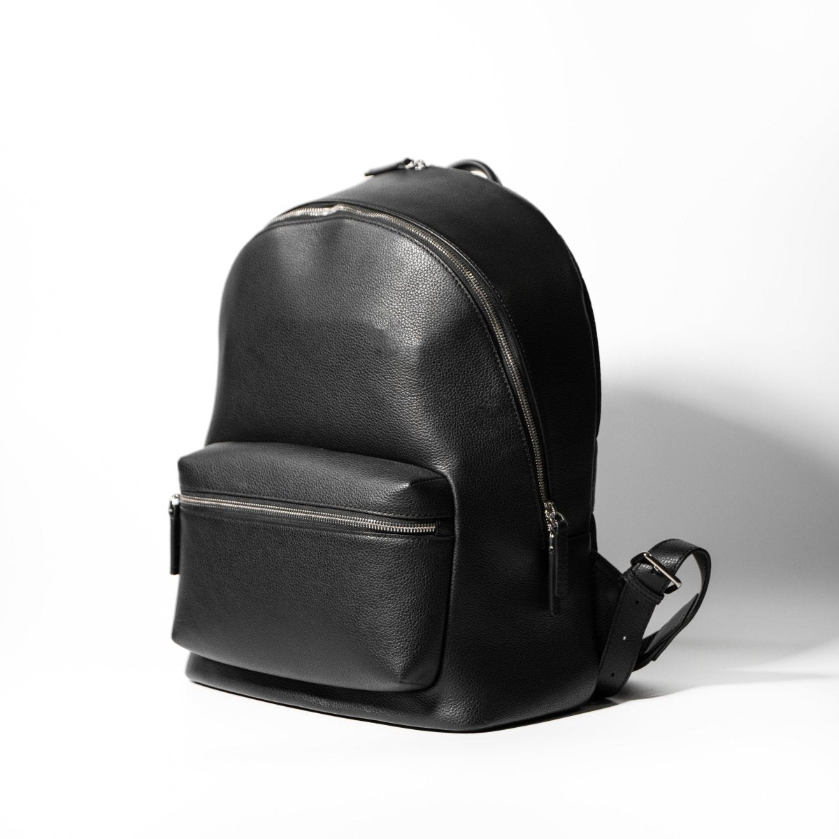 Full Grain Leather Round Backpack - aucentic