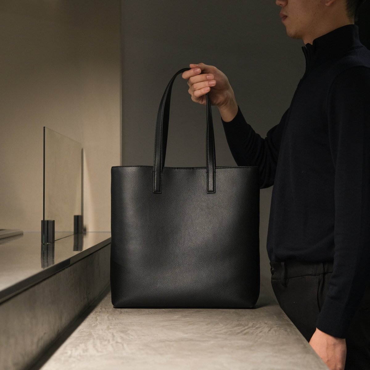 aucentic イタリアンレザー カジュアル トート ミディアム ブラック イタリアンレザートート｜aucentic(オーセンティック)