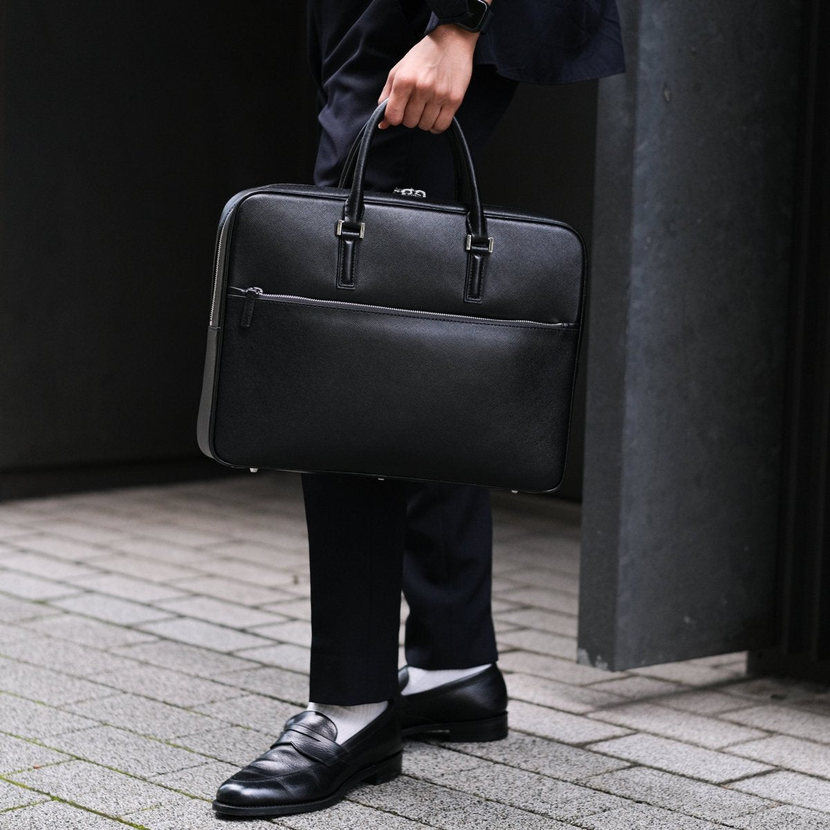 Italian Saffiano Leather Briefcase(Front-zip) - aucentic