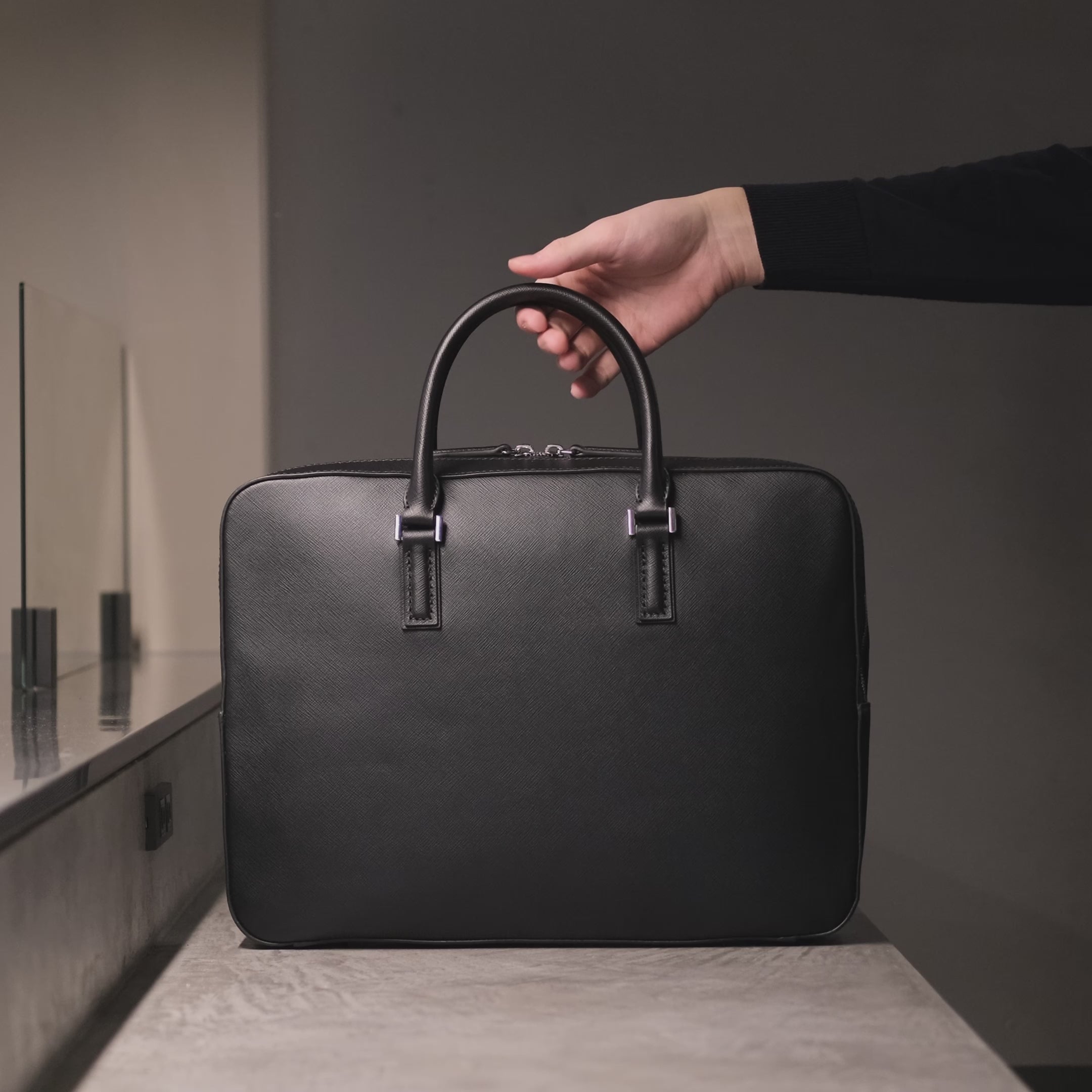 イタリアンサフィアーノレザーブリーフケース｜aucentic(オーセンティック)