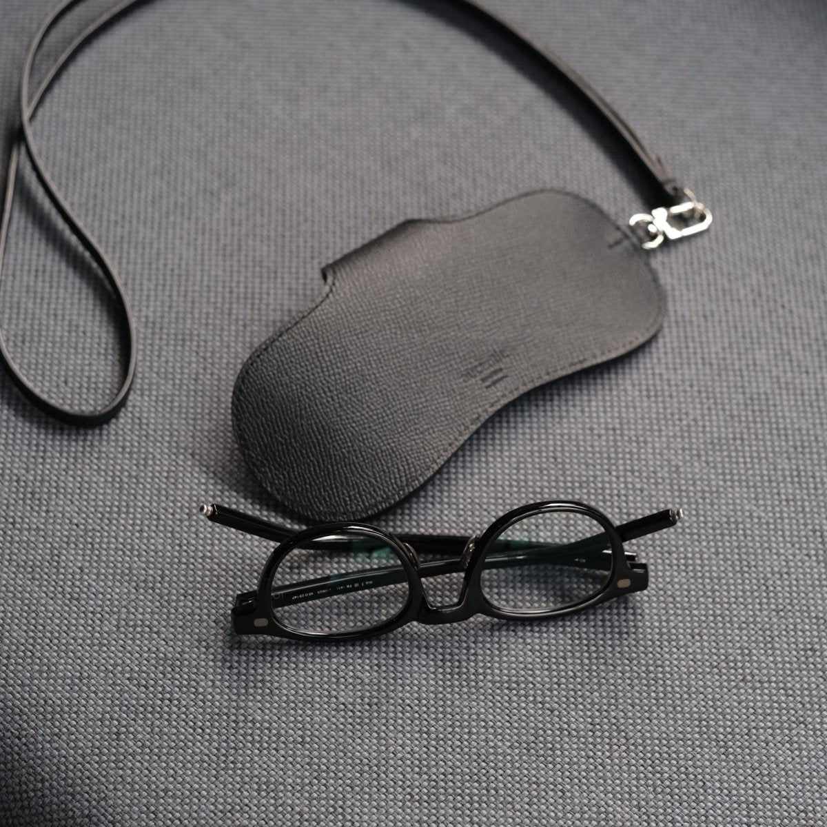 <受注生産>Waprolux - Envelope Glasses Case - aucentic