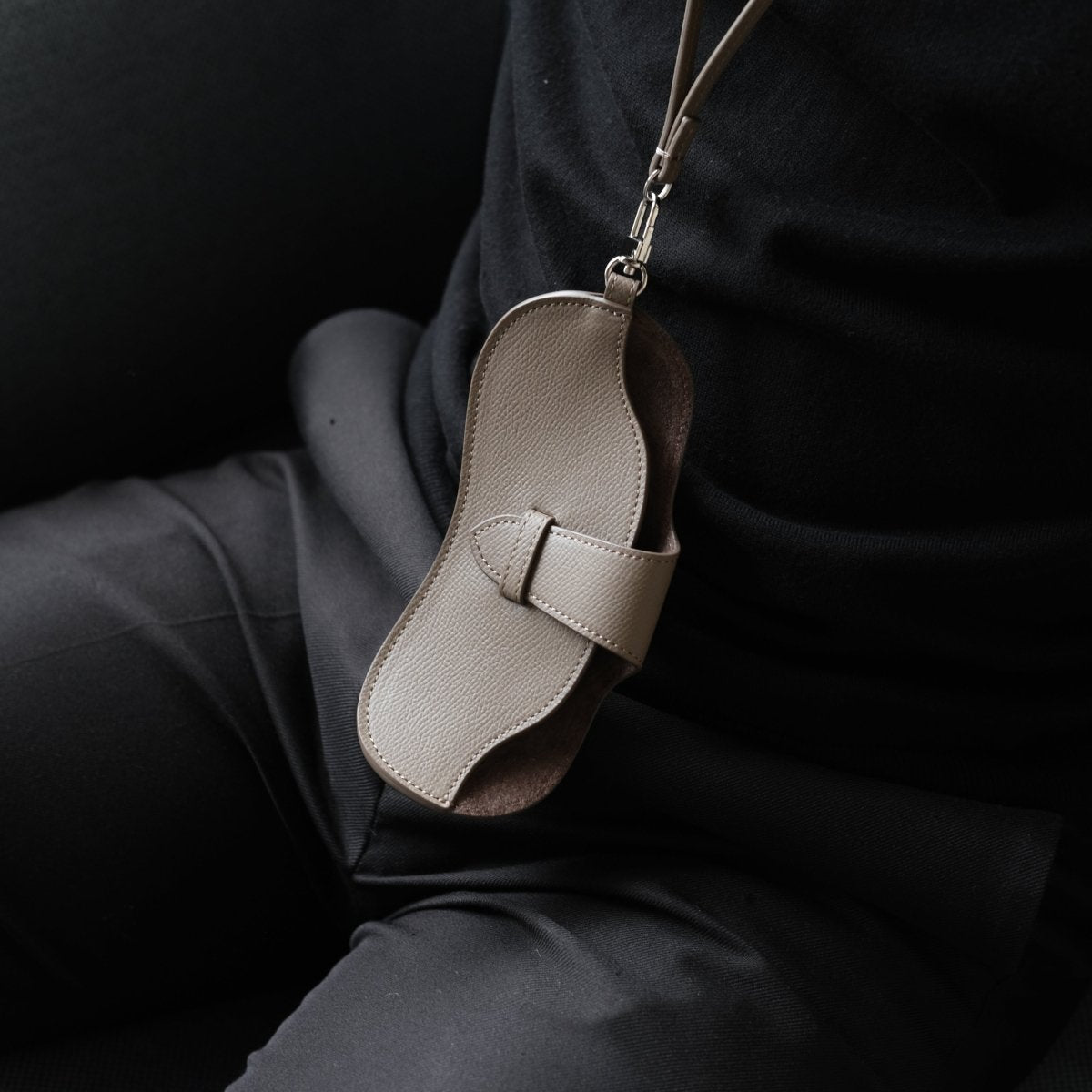 Waprolux-Envelope Glasses Case (TAUPE) - aucentic