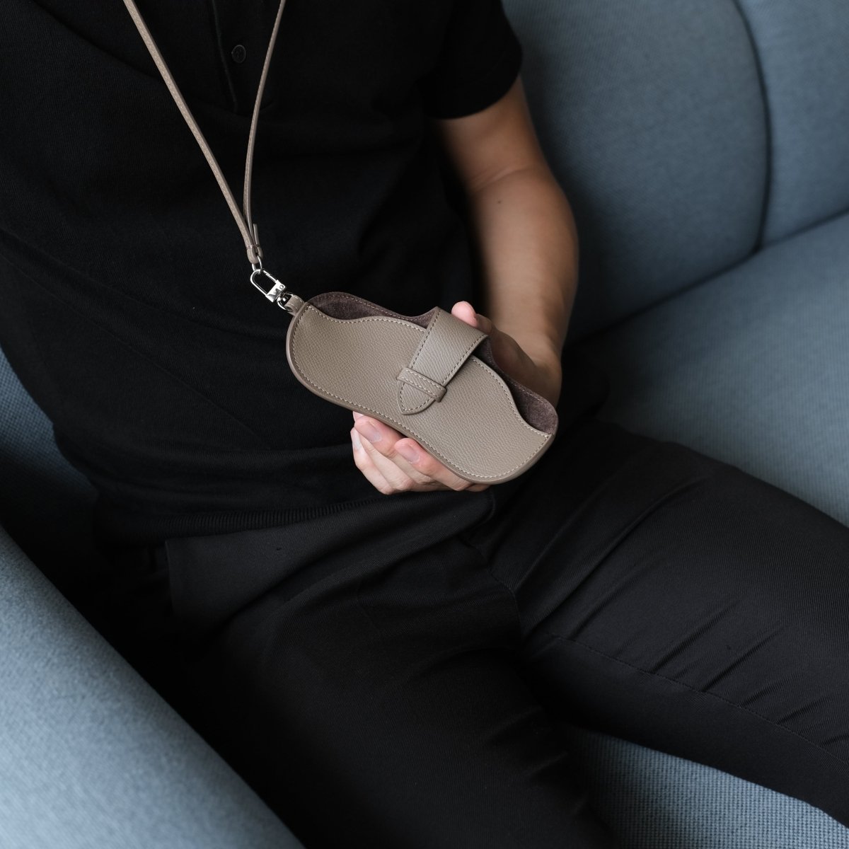 Waprolux-Envelope Glasses Case (TAUPE) - aucentic