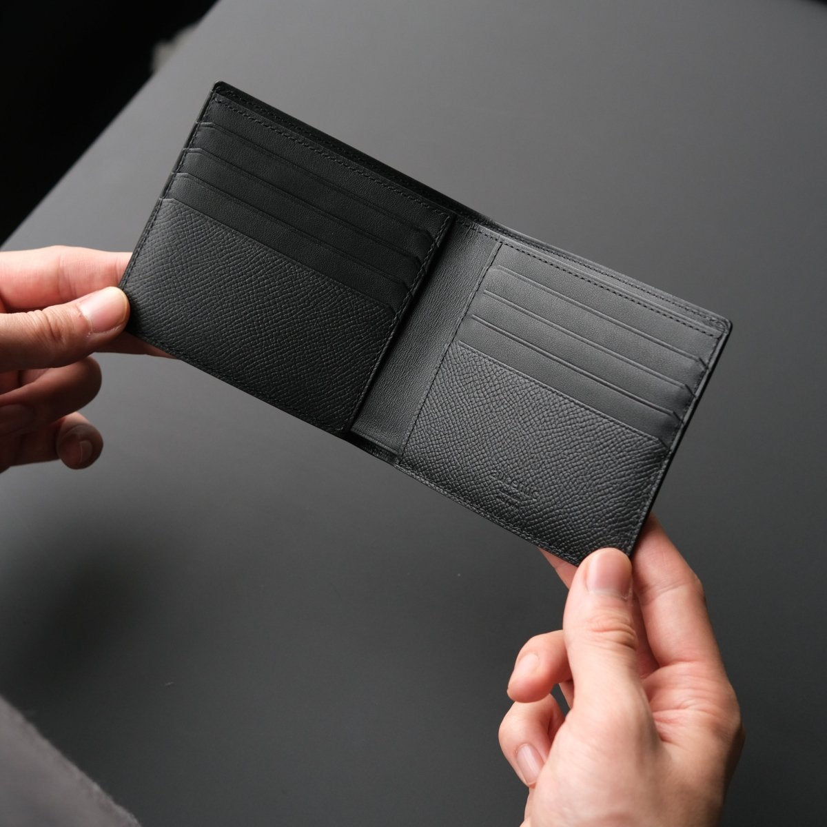 Waprolux-Essential Wallet