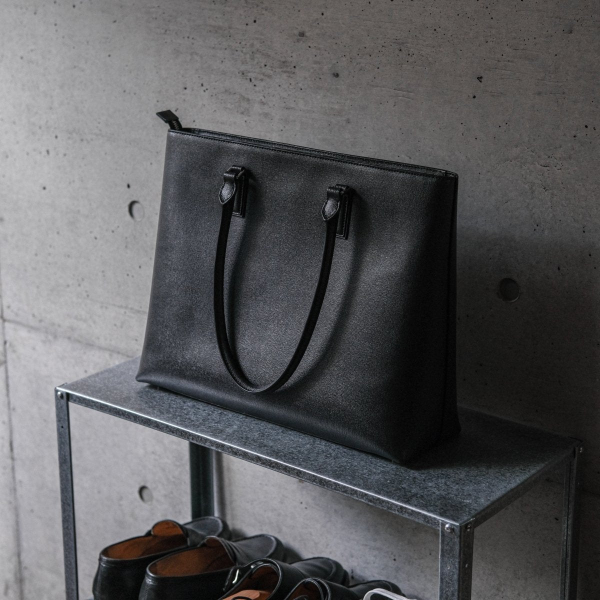 <先行予約 11月25日~発送>Italian Saffiano Leather Tote - aucentic
