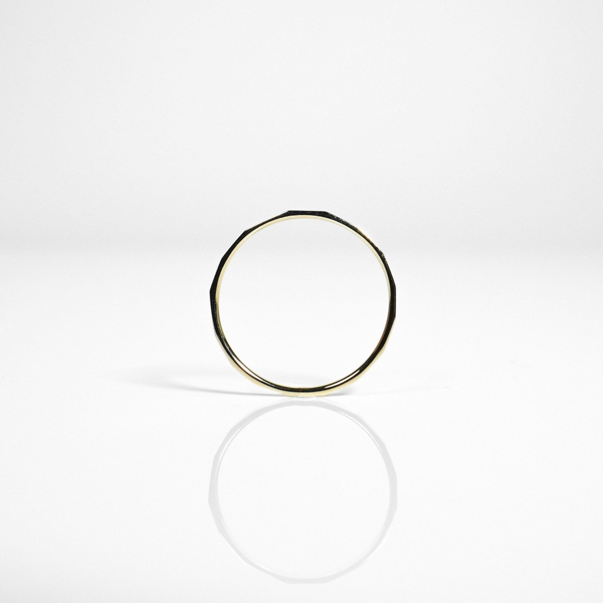 14k Fine Hammered Ring - aucentic