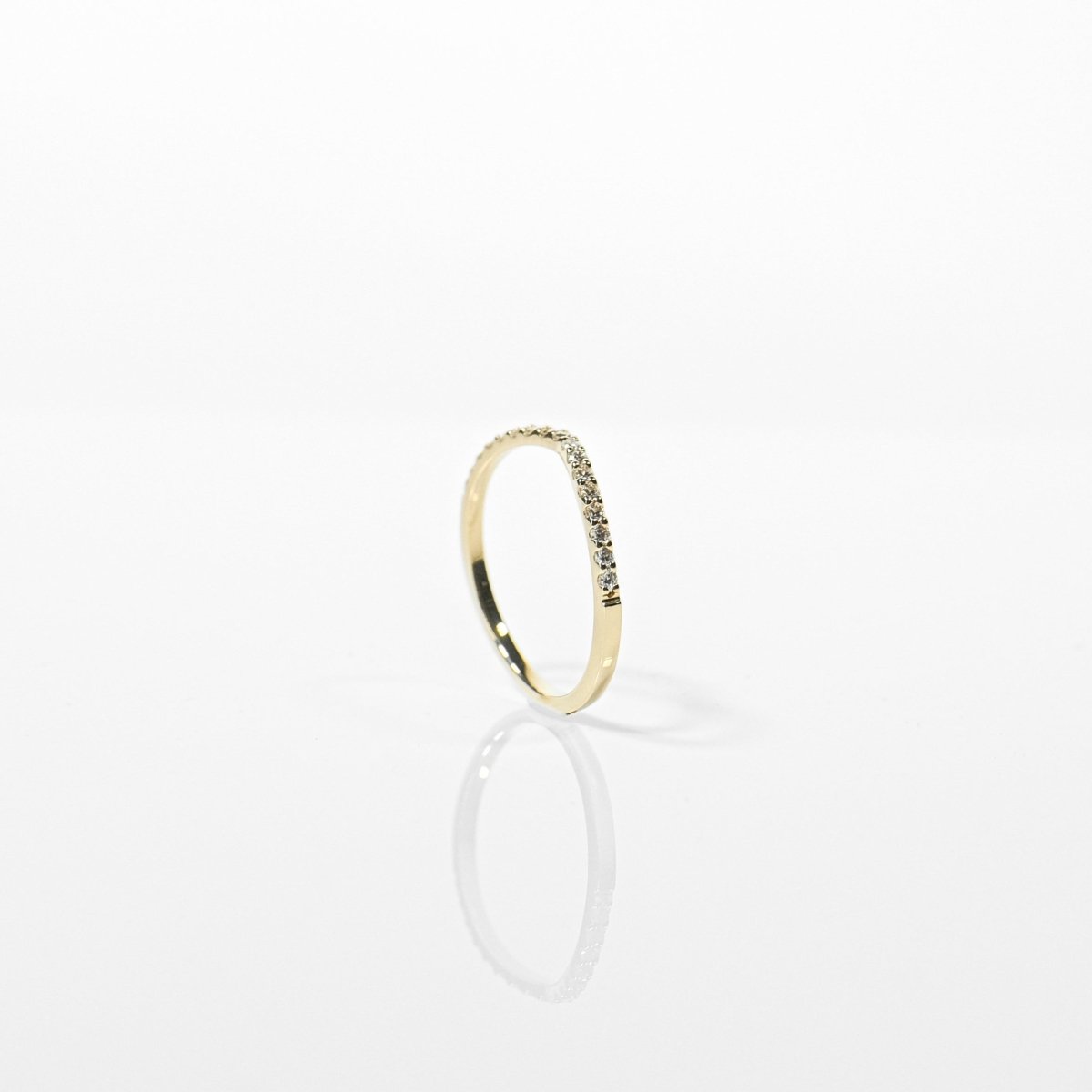 18k V Shaped Half Eternity Forged Ring - aucentic