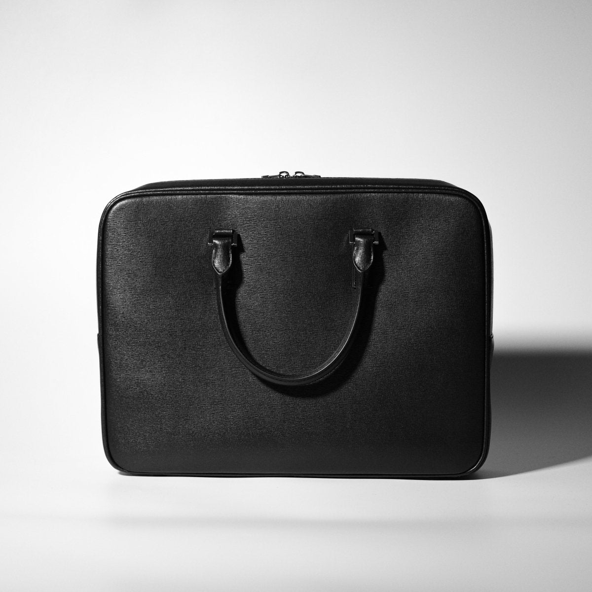 <受注生産 2月18日~順次発送予定>Italian Saffiano Leather Briefcase - aucentic