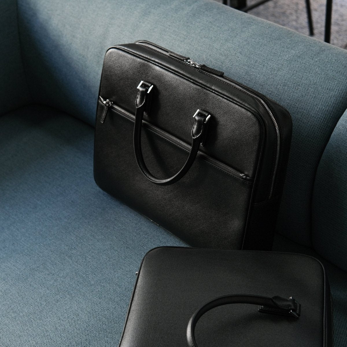 Italian Saffiano Leather Briefcase(Front-zip) - aucentic